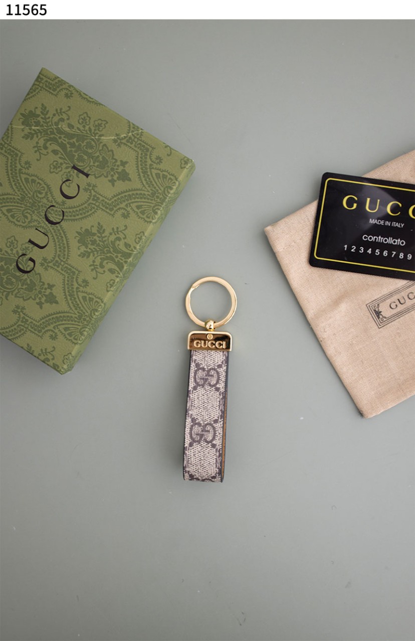 #구찌 [GUCCI] GG 베이지 금장 키홀더 신상입고💢 #키홀더 #11565