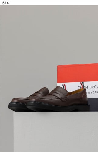 #톰브라운 [THOM BROWNE] 수입프리미엄급 페블그레인 클래식 윙팁 슈즈 신상 입고💢 #태그 #신발 #6741