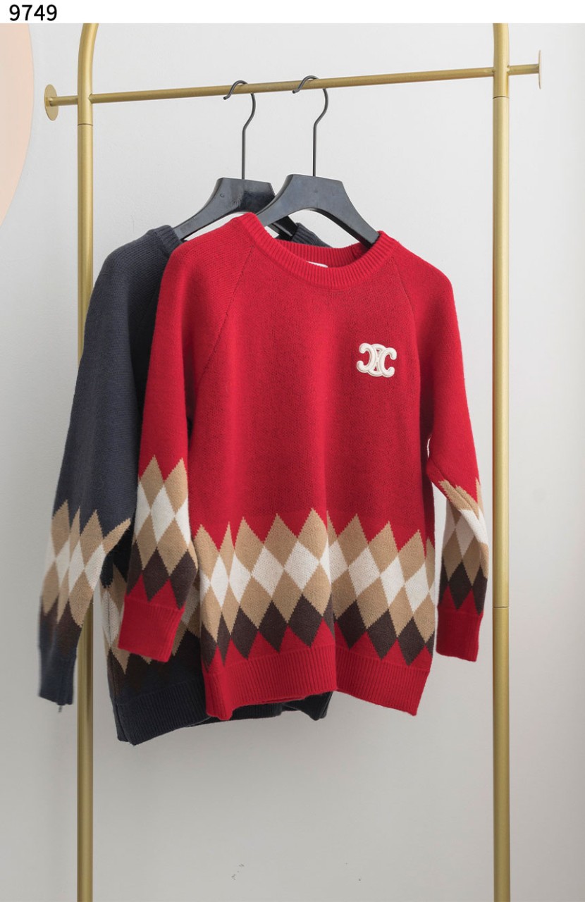 #셀린느 [CELINE] 셀린느 트리옹프 로고 아가일 라운드 니트 신상입고💢 #상의 #니트 #9749