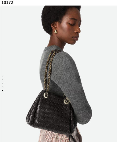 #보테가베네타 [BOTTEGA VENETA] 수입프리미엄급 보테가 베네타 스몰 체인 파라슈트 신상 입고💢 #태그 #가방 #10172