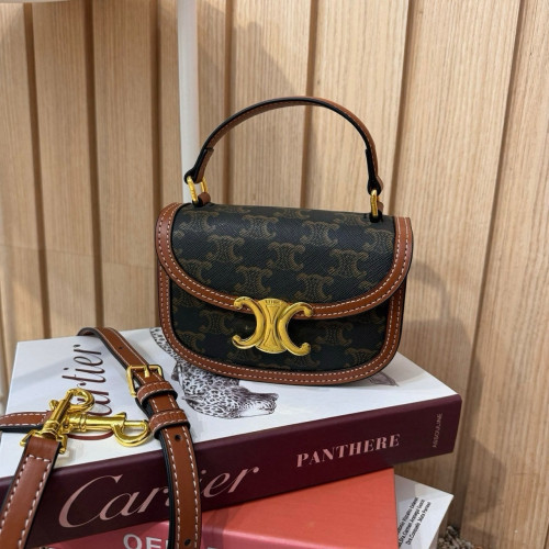 🤴🏻  #셀린느  베사체 미니 탑핸들🤴🏻재입고 완료