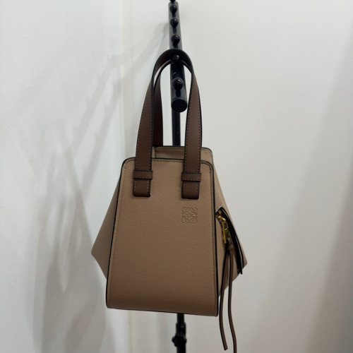 🤴🏻  #로에베 (L*EWE) 컴팩트 해먹 백🤴🏻