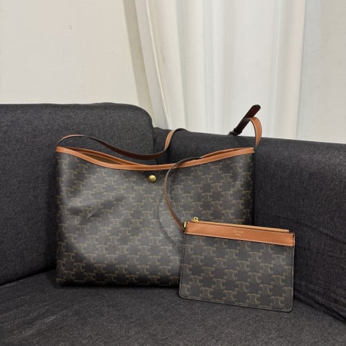 🤴🏻 #셀린느  소프트 쇼퍼백🤴🏻신상 입고🤴🏻