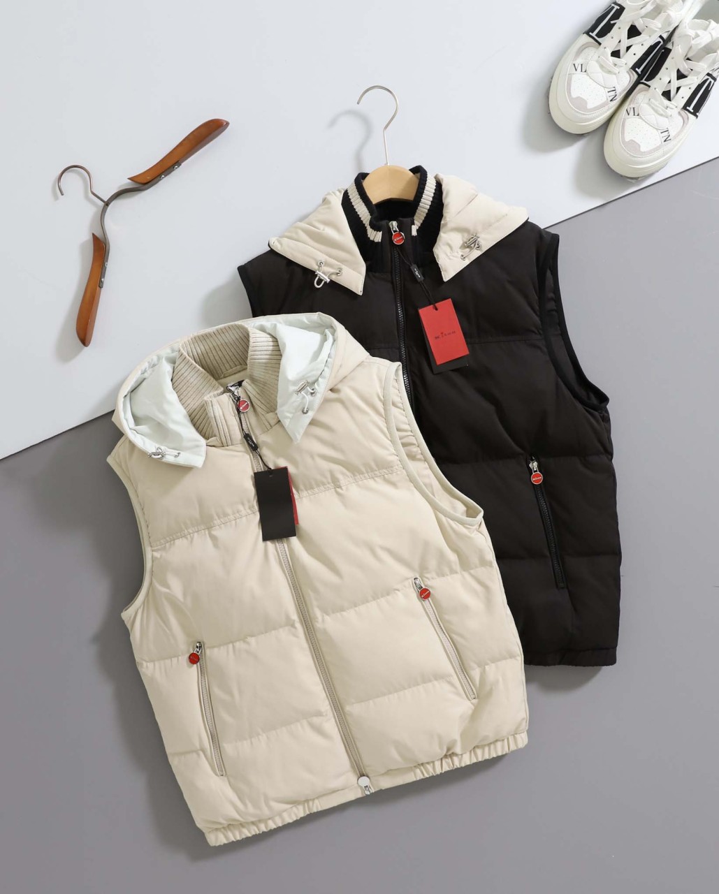 #키톤 [ K*ton ] 수입 퀼팅 후드 베스트 입고💢 #남성상의 #패딩조끼