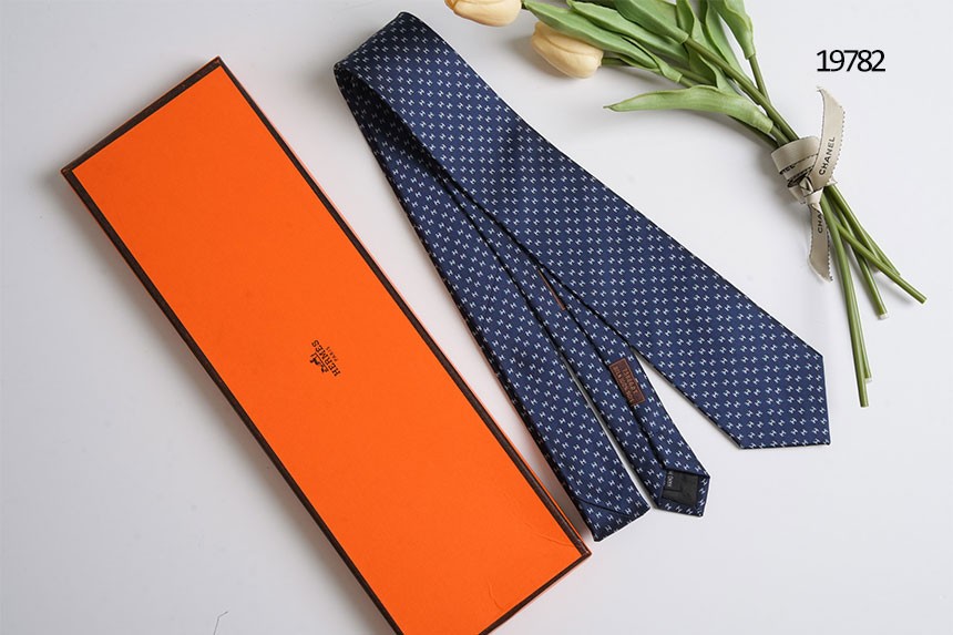 🔆 [HERMES] 에르메스 H 패턴로고 타이 🔆