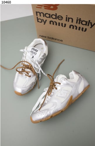 #미우미우 [MIU MIU] 뉴발란스 x 미우 미우 530 SL 메탈릭 레더 앤 메쉬 스니커즈 실버 신상입고💢 #신발 #10460