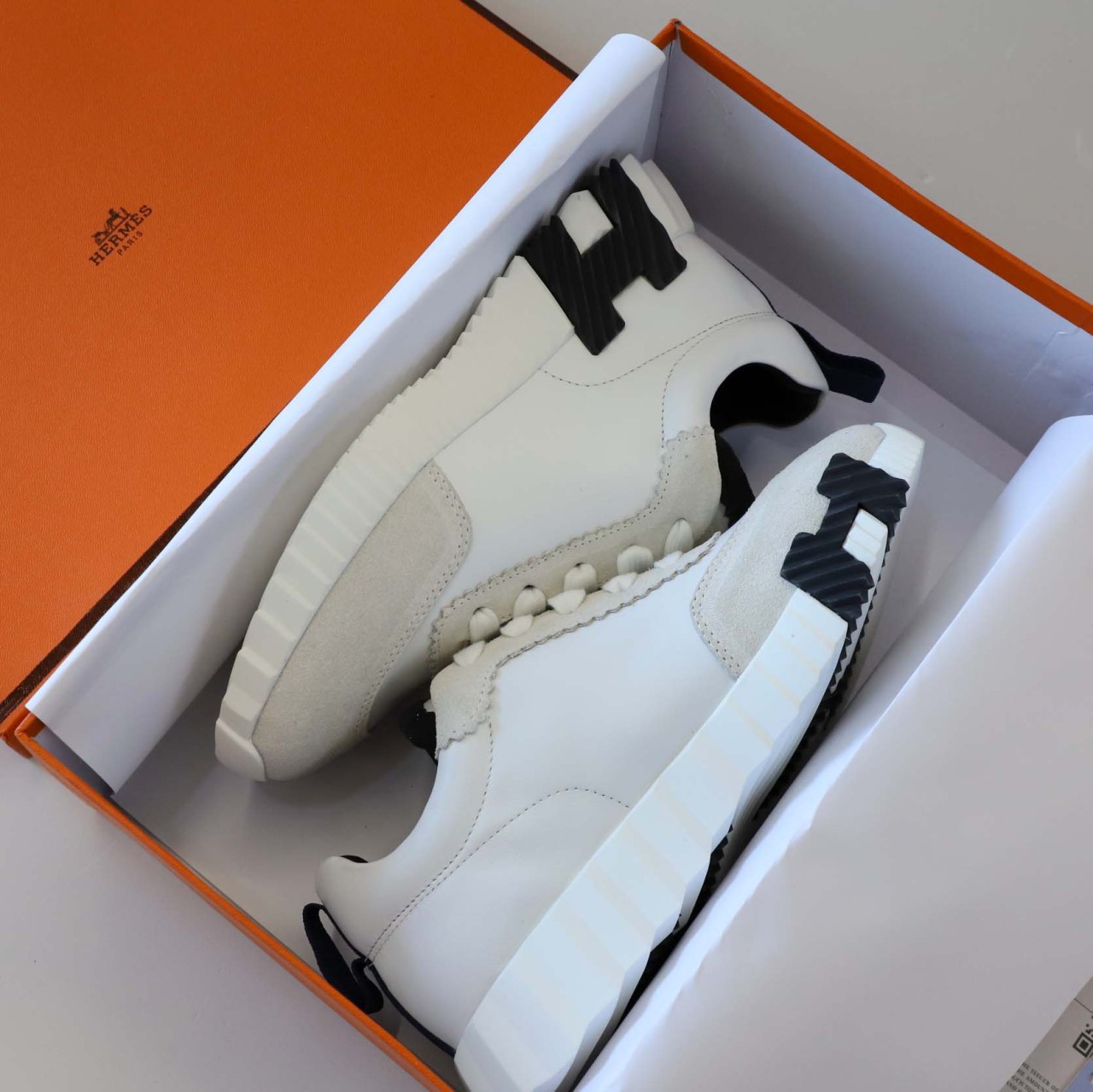 #에르메스 [ HRMS ] 수입 바운싱 스니커즈 -네이비탭- 입고💢 #신발