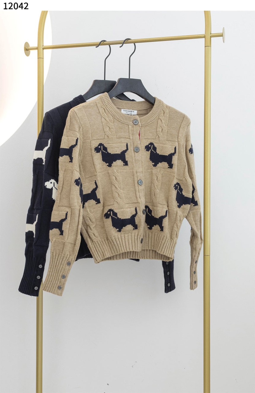 #톰브라운 [Thom Browne] 헥터 아이콘 울 가디건 신상입고💢 #상의 #니트 #12042