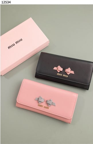 #미우미우 [MIU MIU] 리본 장지갑 신상입고💢 #지갑 #12534