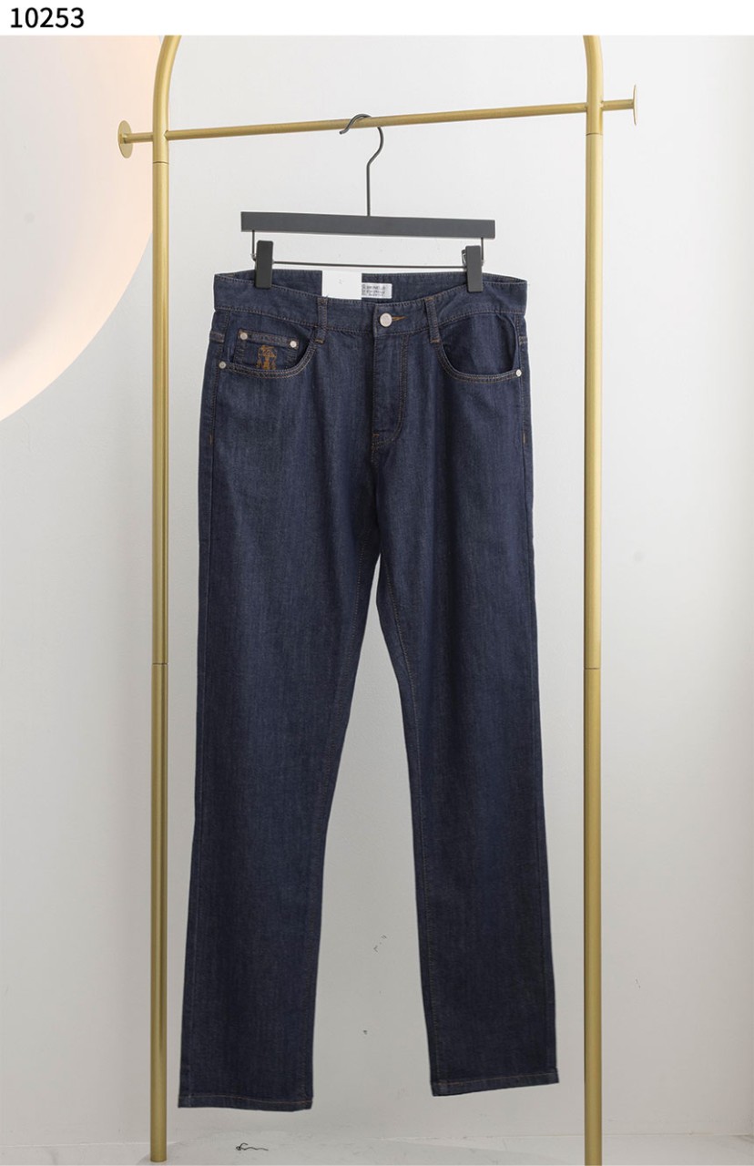 #브루넬로쿠치넬리 [Brunello Cucinelli] 쿠치넬리 남성 진청 데님 팬츠 신상입고💢 #하의 #팬츠 #10253