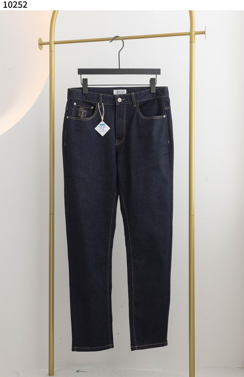 #브루넬로쿠치넬리 [Brunello Cucinelli]  남성 스트레치 슬림 스트레이트진 신상입고💢 #하의 #팬츠 #10252