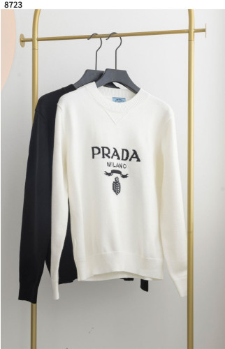 #프라다 [PRADA] 프라다 울 캐시미어 로고 크루넥 스웨터 신상입고💢 #상의 #니트 #8723