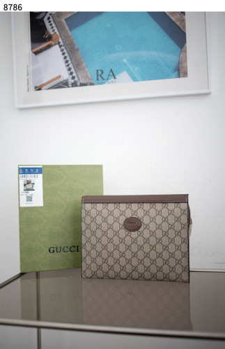 #구찌 [GUCCI] 인터로킹 G 클러치 파우치 신상입고💢 #가방 #8786