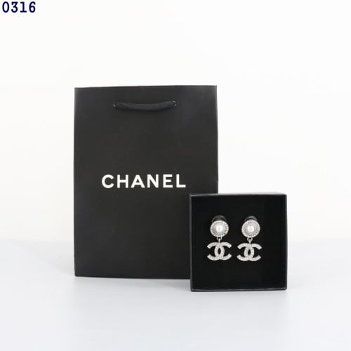 👹샤넬 진주 큐빅 귀걸이👹