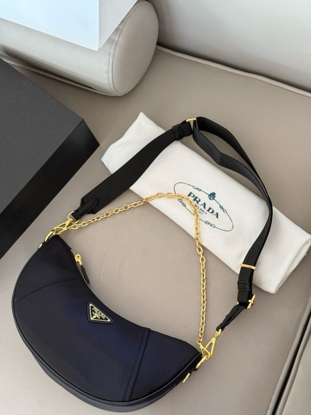 💕 프** 드뮈룬 리나일론 숄더백 1BH222