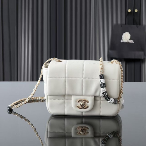 💕 샤* 큐브 체인 플랩백