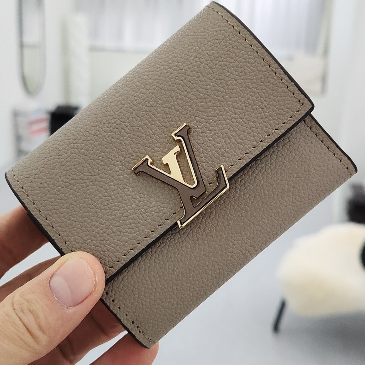 💕 [297번] 루* 카퓌신 중지갑