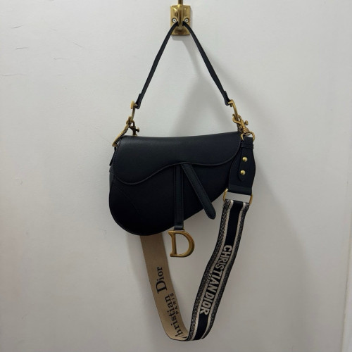 🤴🏻 #디올 (D*or) 새들 스트랩팩🤴🏻