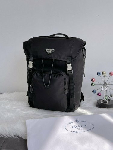 #Q #프라다 리나일론  백팩