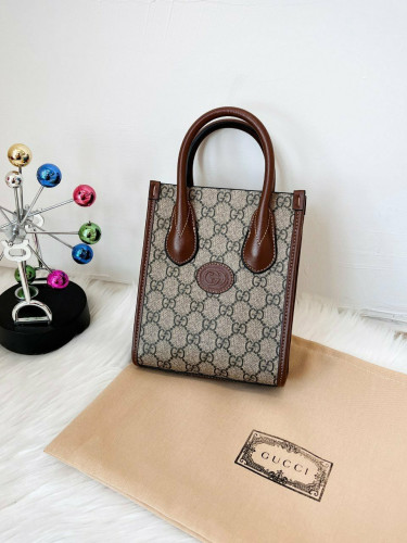 #Q #구찌 인터로킹 토트백 미니