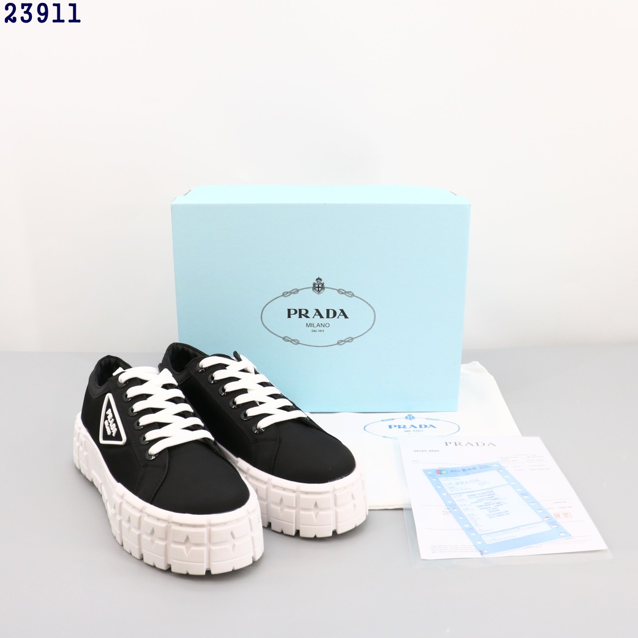 👹프라다 삼각로고 개버딘 스니커즈👹