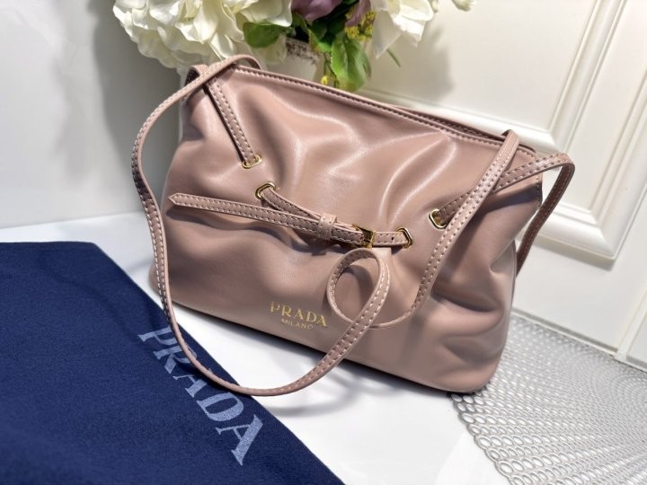 #DF #프라다 다다백