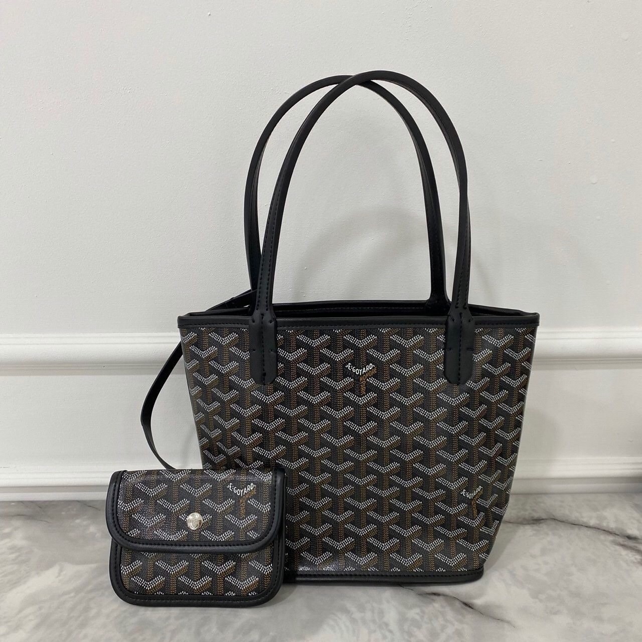 #A #고야드 앙주백