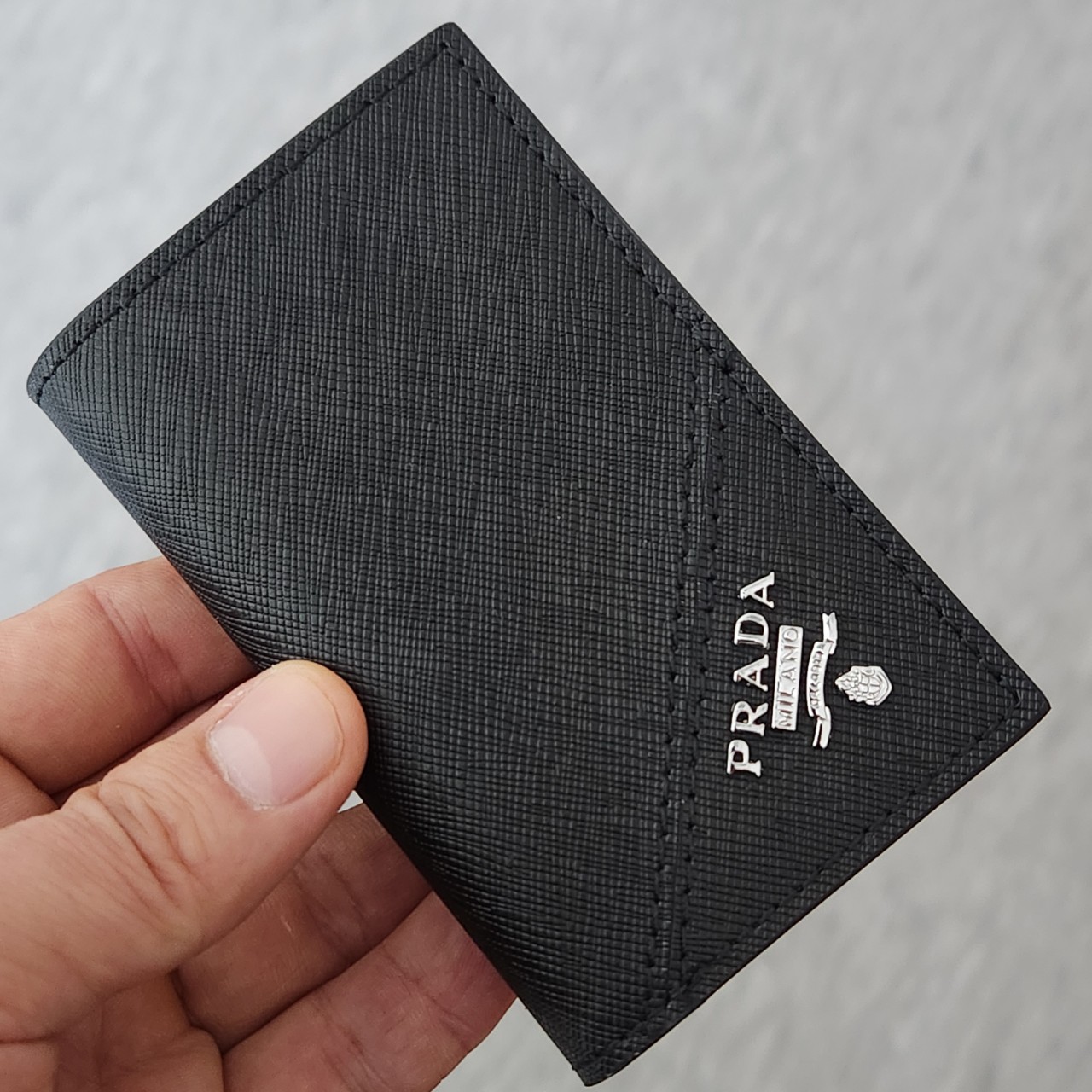 [353번] #프라다 로고 카드지갑