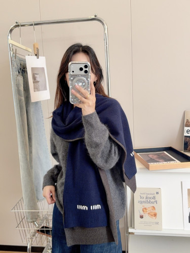 #F #미우미우 인타르시아 로고 머플러