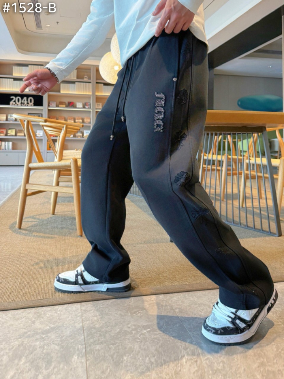 #크롬하츠 코튼 빈티지 워싱 스웻 팬츠