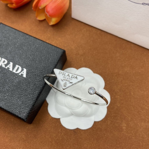 프라다 삼각찡 링 팔찌