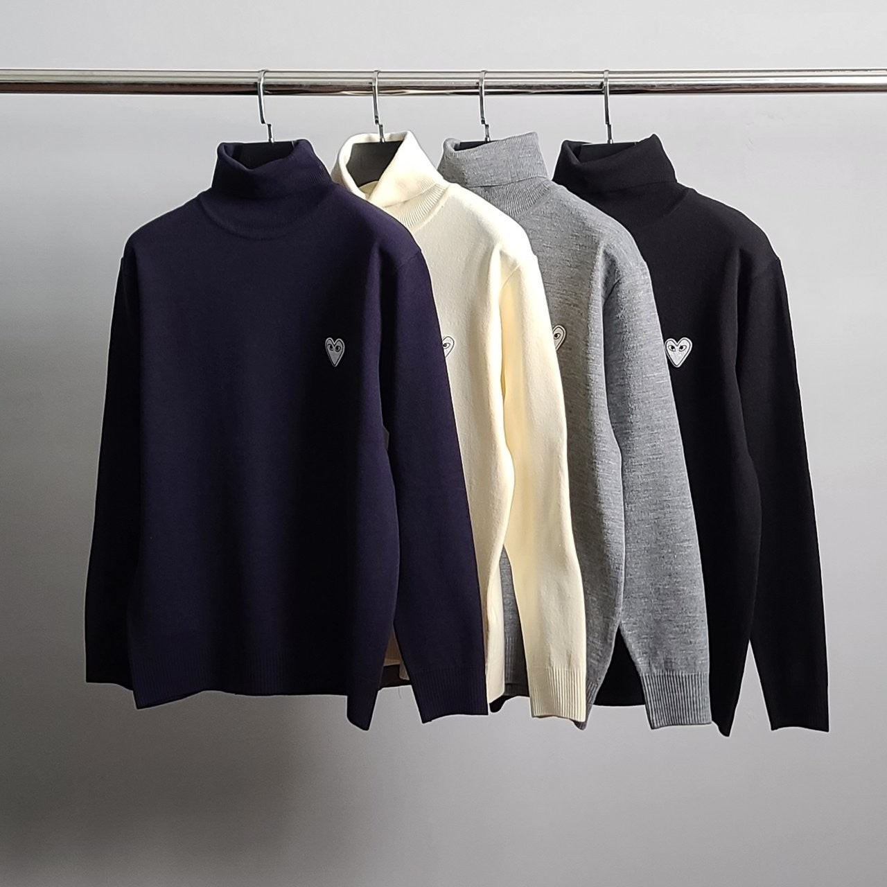 💕 꼼* 화이트와펜 터틀넥 니트