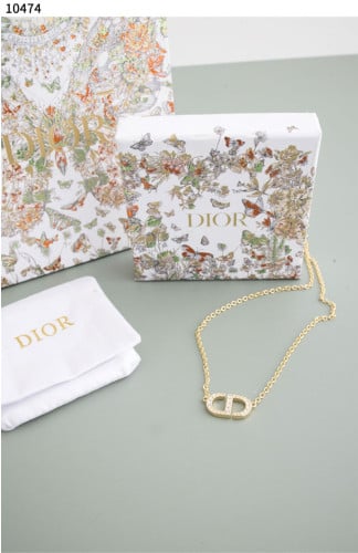 #디올 [Christian Dior] 디올 Petit CD 목걸이 신상입고💢 #목걸이 #10474