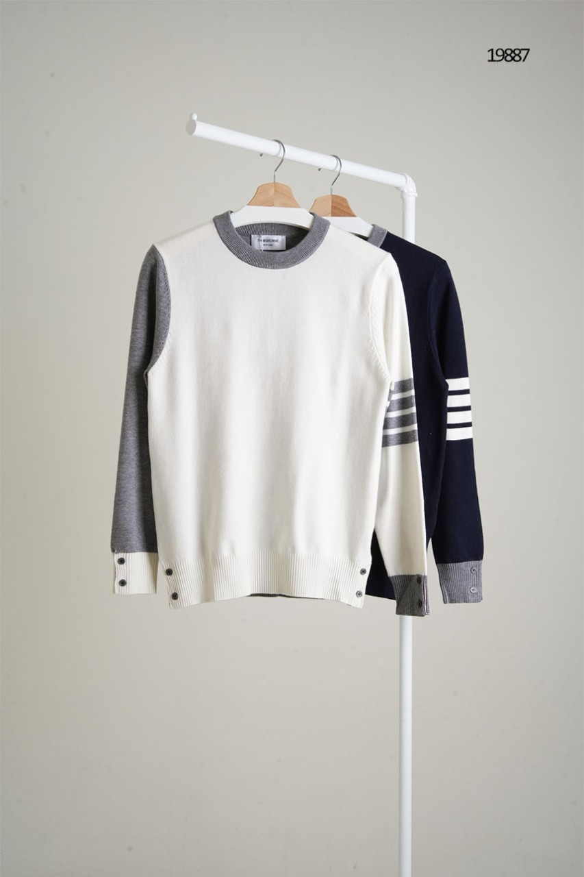 🔆 [THOM BROWNE] 톰브라운 아이콘 도그 배색 니트🔆