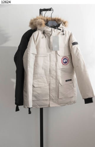 #캐나다구스 [CANADA GOOSE] 클래식 로고 털넥 후드 카고 패딩 신상입고💢 #상의 #자켓 #12624