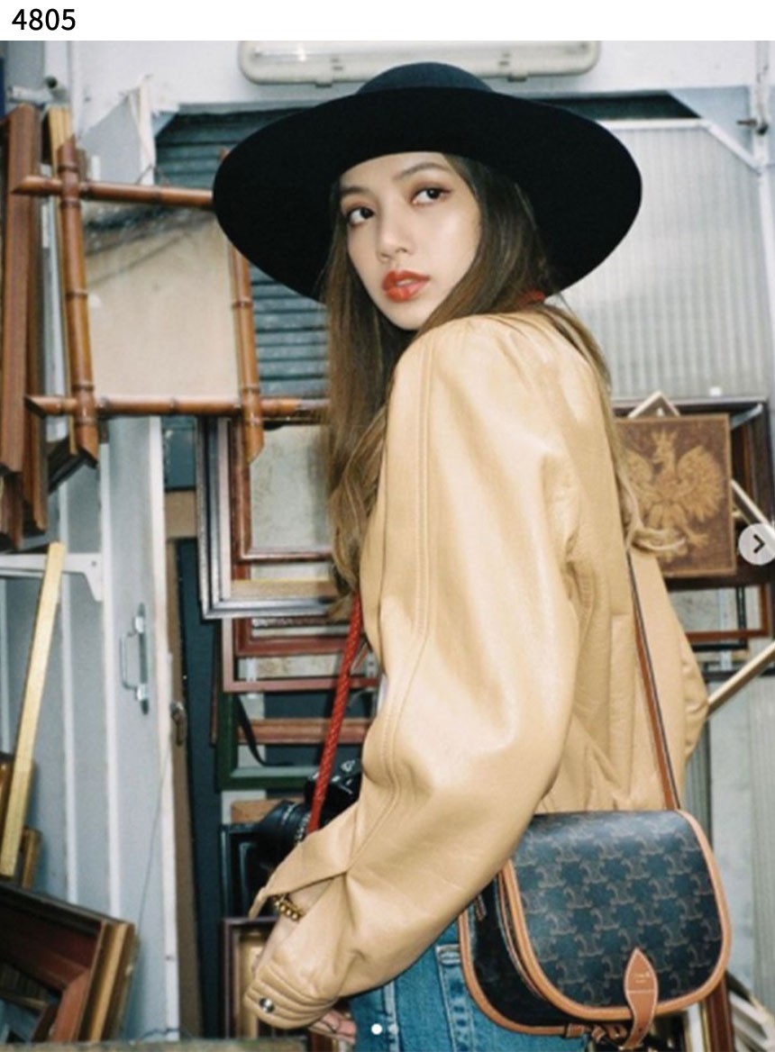 #셀린느 [CELINE] 수입프리미엄급 셀린느 미디엄 폴코백 신상 재입고💢 #태그 #가방 #4805