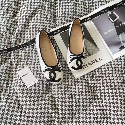 💕 샤* cc 발레리나 플랫 슈즈 화이트 앤 블랙