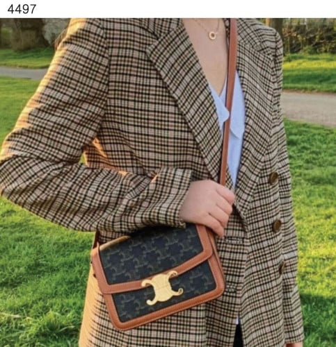 #셀린느 [CELINE] 수입프리미엄급 셀린느 클래식 트리옹프백 신상 입고💢 #태그 #가방 #4497