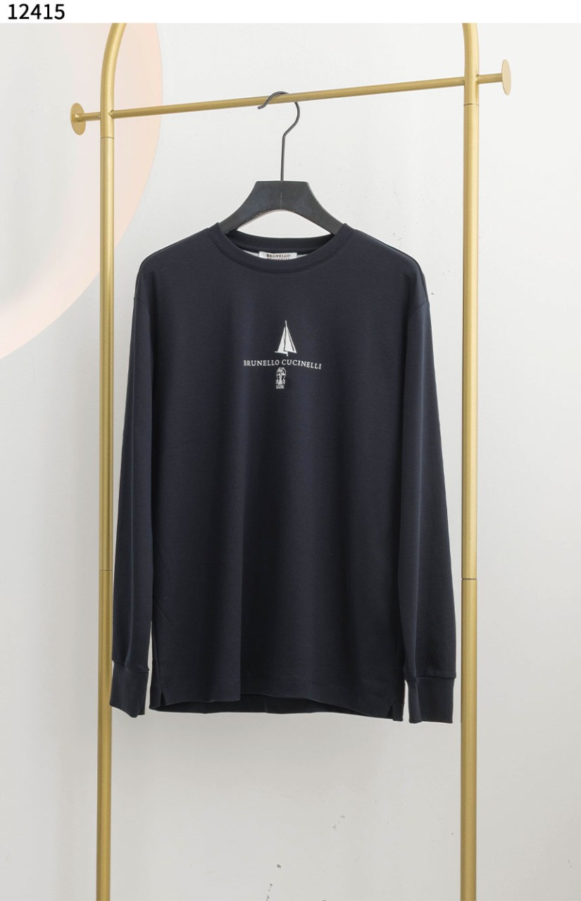 #브루넬로쿠치넬리 [Brunello Cucinelli] 전면로고 라운드 맨투맨 신상입고💢 #상의 #티셔츠 #12415