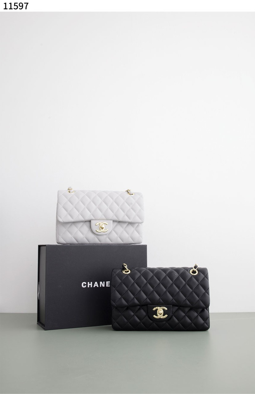 #샤넬 [Chanel] 램스킨 클래식 금장 미디움 체인백 신상입고💢 #가방 #11597