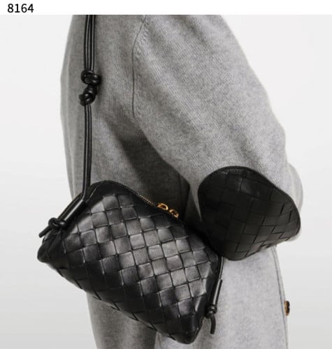 #보태가베네타 [BOTTEGA VENETA] 수입프리미엄급 인트레치아토 콘서트 파우치 신상 입고💢 #태그 #가방 #8164