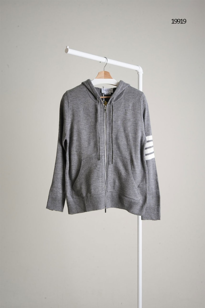 🔆 [THOM BROWNE] 톰브라운 4바 보트 자가드 풀집업 가디건🔆