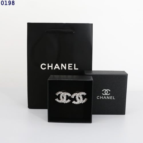 👹샤넬 로고 진주 메탈 실버 귀걸이 👹