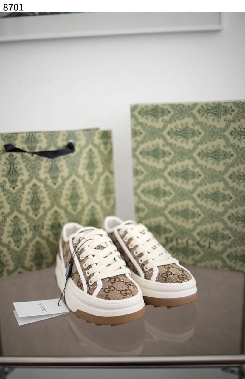 #구찌 [GUCCI] 여성 GG 스니커즈 신상입고💢 #신발 #8701