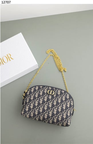 #디올 [Christian Dior] 30 몽테인 뷰티 파우치 블루 디올 오블리크 자카드 신상입고💢 #가방 #12707