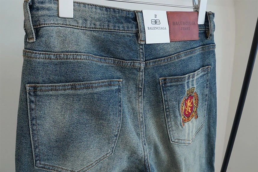 🔆 [BALENCIAGA] 발렌시아가 수입고퀄 포켓로고 삼선 데님 🔆