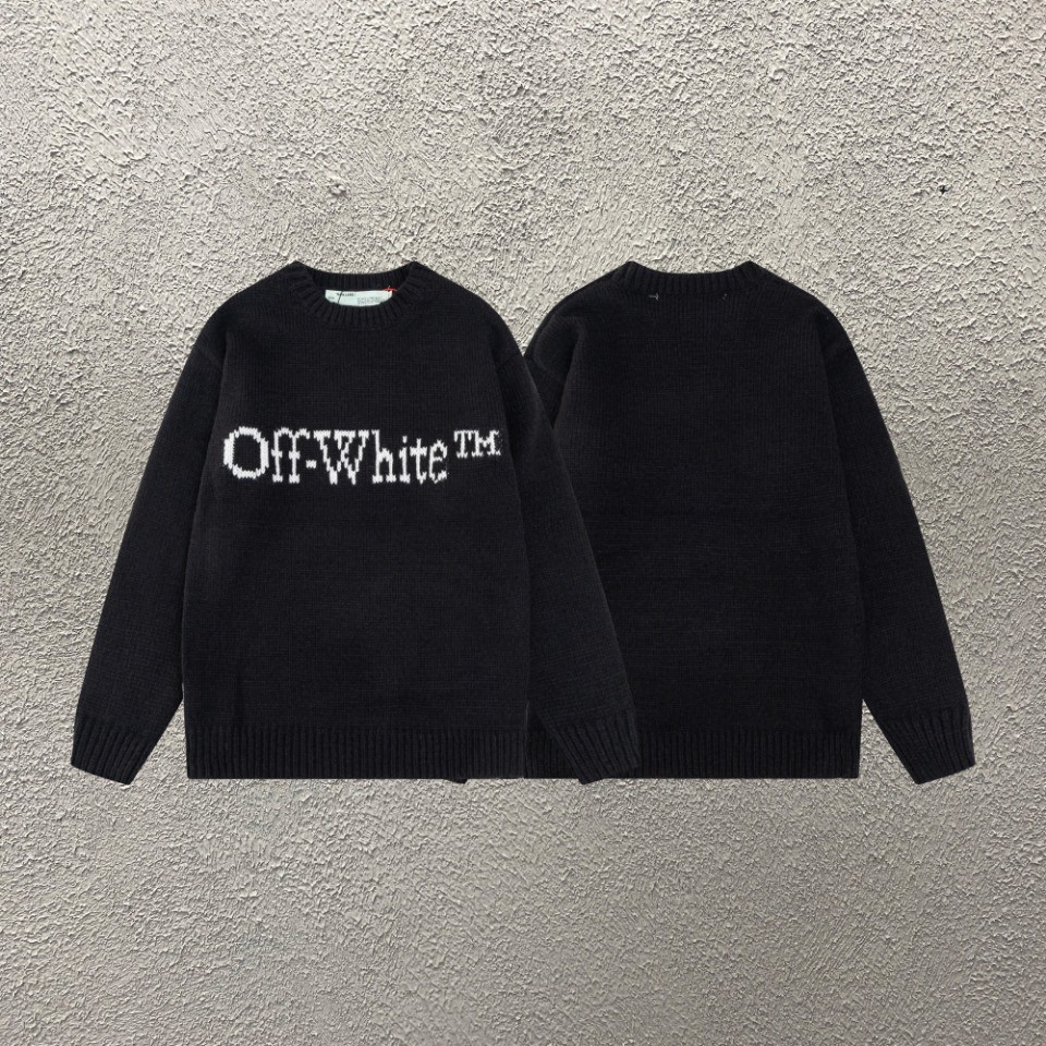 24FW #오**** 로고 디테일 크루넥 스웨터 니트 입고~