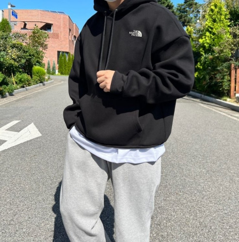 NF 베이직 에센셜 후드티