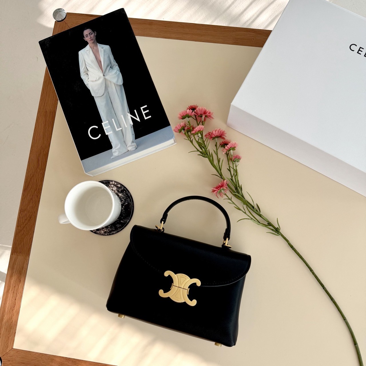 #A #셀린느 트리옹프 니노백