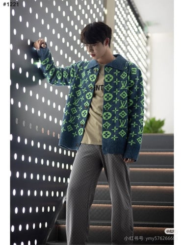 🍀  [Louis Vuitton] 루이비통 시그니쳐 모노그램 가디건 🍀